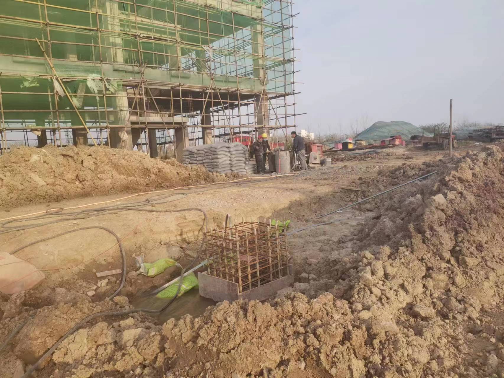 永泰当桥梁出现裂缝的时候应该及时加固修补